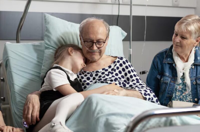 Odkryłam, że mój były teść został porzucony w domu opieki, ale kiedy zapłaciłam za jego operację, mój były mąż wrócił wściekły, żeby odebrać swój spadek