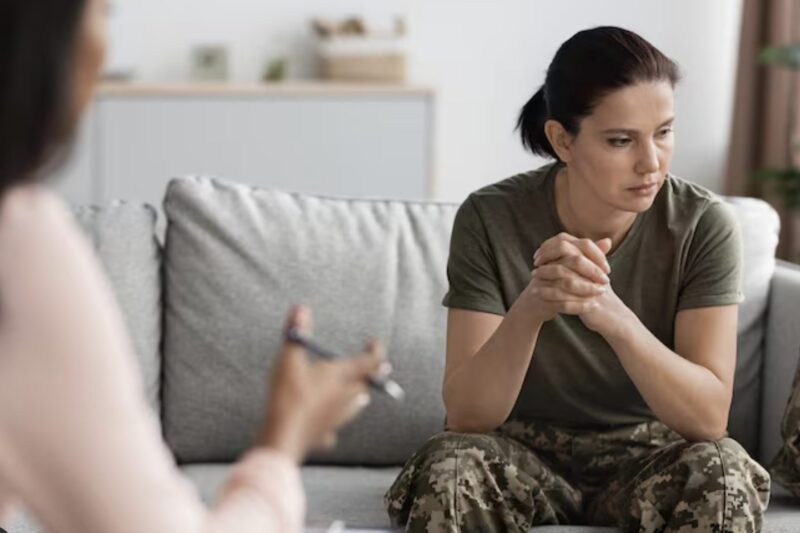 Przez 4 lata moi rodzice mówili sąsiadom, nauczycielom, a nawet naszemu pastorowi, że jestem w więzieniu. „Podjęła okropne decyzje” – mawiała mama z westchnieniem.